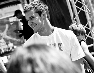 Александр Жвакин больше не 