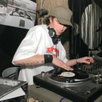 DJ Dlee